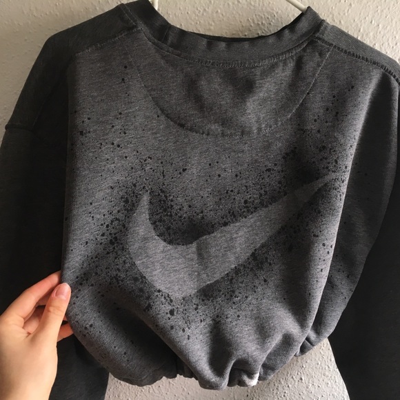 Nike Tops - Nike Cropped Crewneck